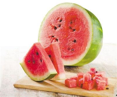 做个吃瓜群众听你们唱,听他们唱出青春旋律